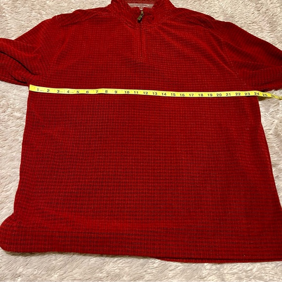 Tommy Bahama mens’ red black 3/4 zipper pullover size XL - Picture 8 of 9